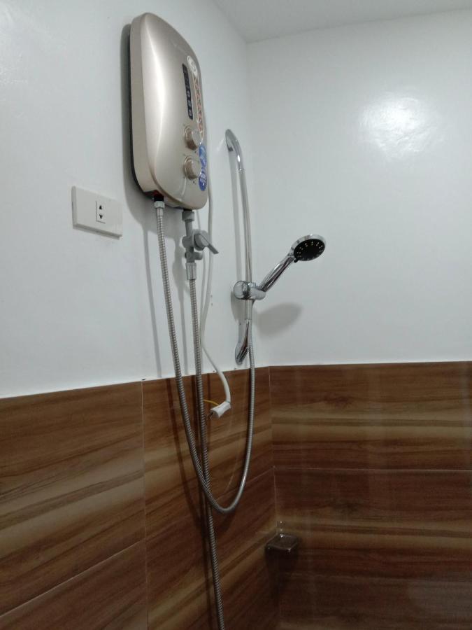 Rna Guesthouse Moalboal Bagian luar foto
