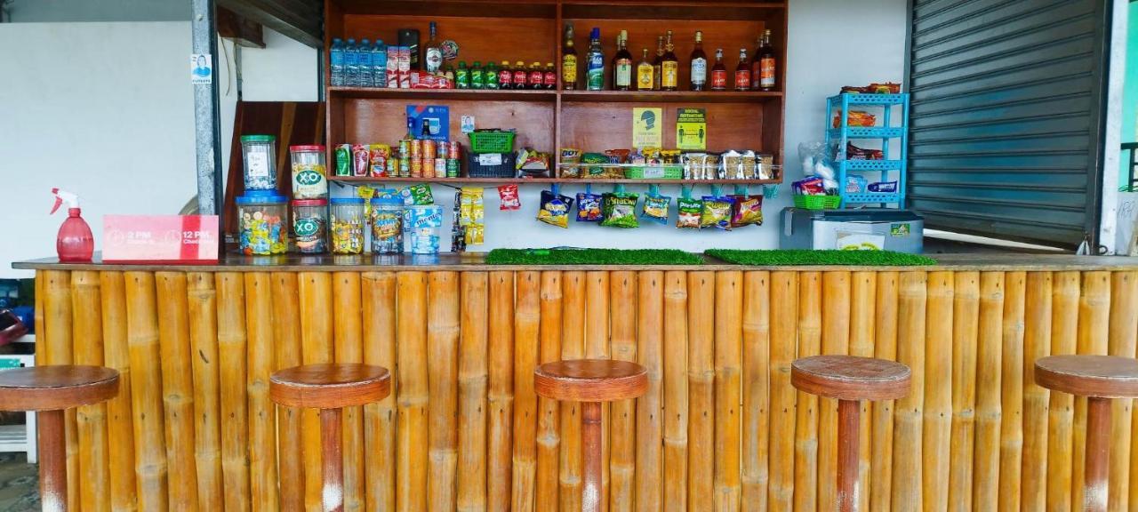 Rna Guesthouse Moalboal Bagian luar foto