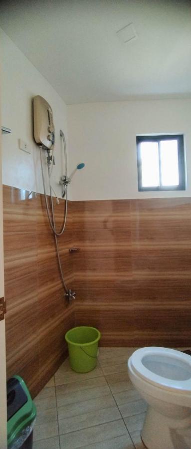Rna Guesthouse Moalboal Bagian luar foto